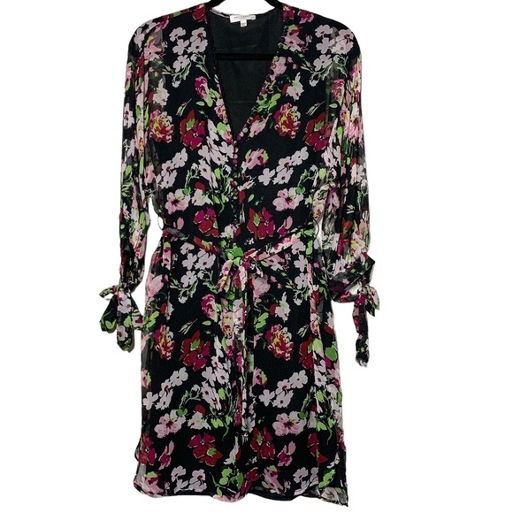 Equipment Natasha Button-detailed Floral-print Silk-georgette Mini Dress Black‎ - Picture 2 of 6